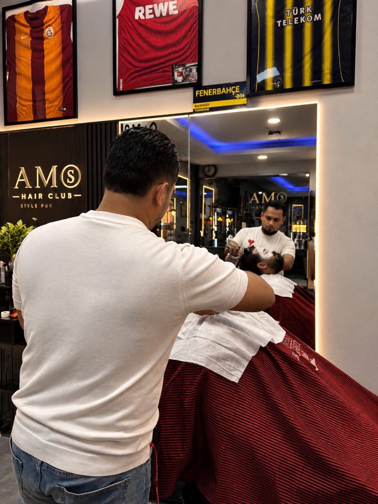 Bartpflege im AMOS Hair Club